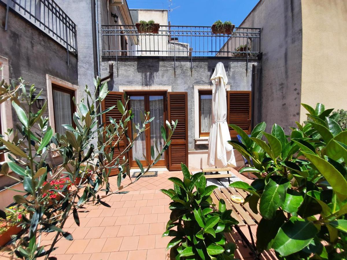 Il Borghetto Di San Giuseppe Etnarooms&Apartments 니콜로시 외부 사진